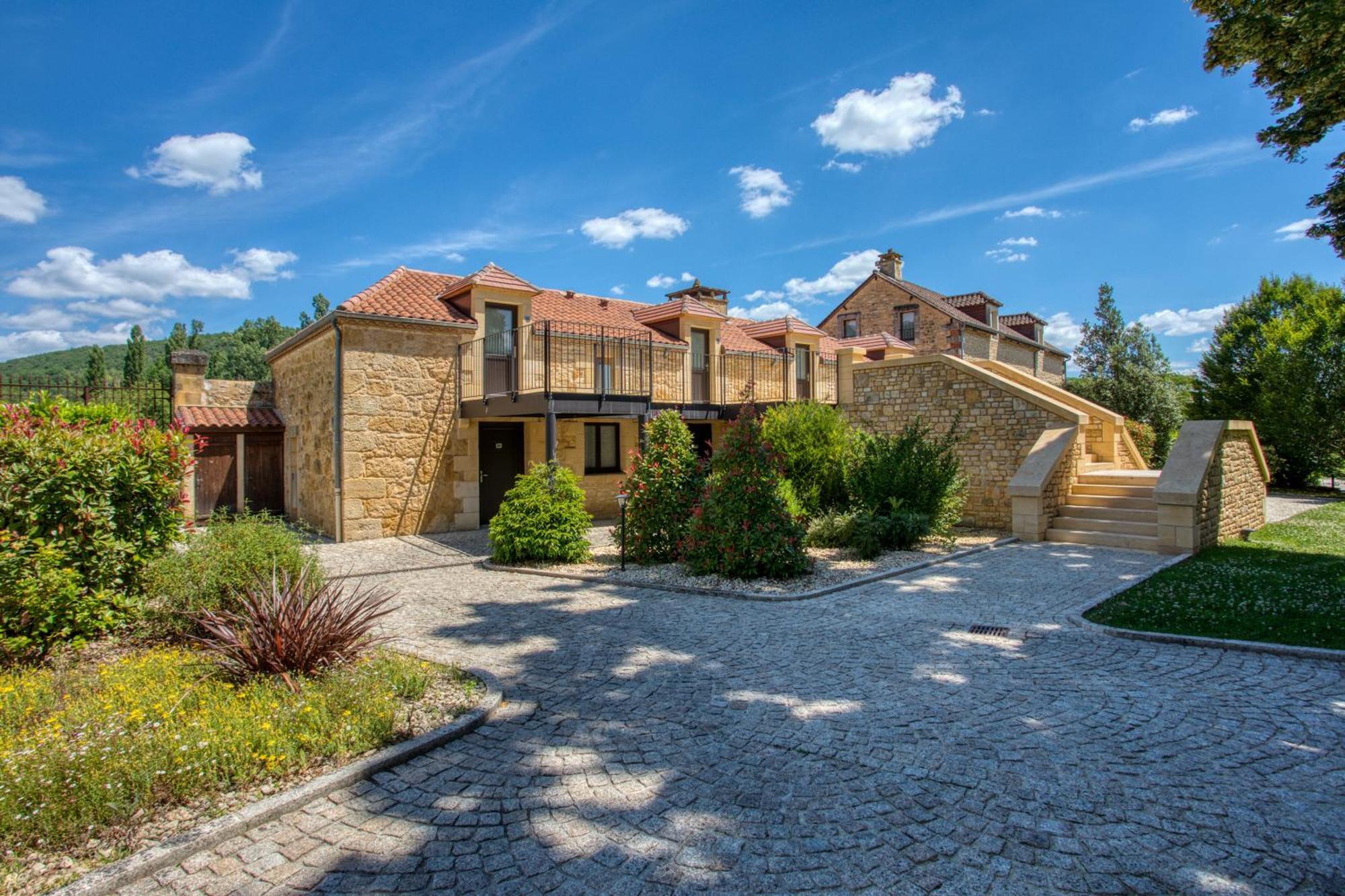 Domaine De Monrecour - Hotel & Restaurant - Proche De Sarlat Saint-Vincent-de-Cosse Exterior photo