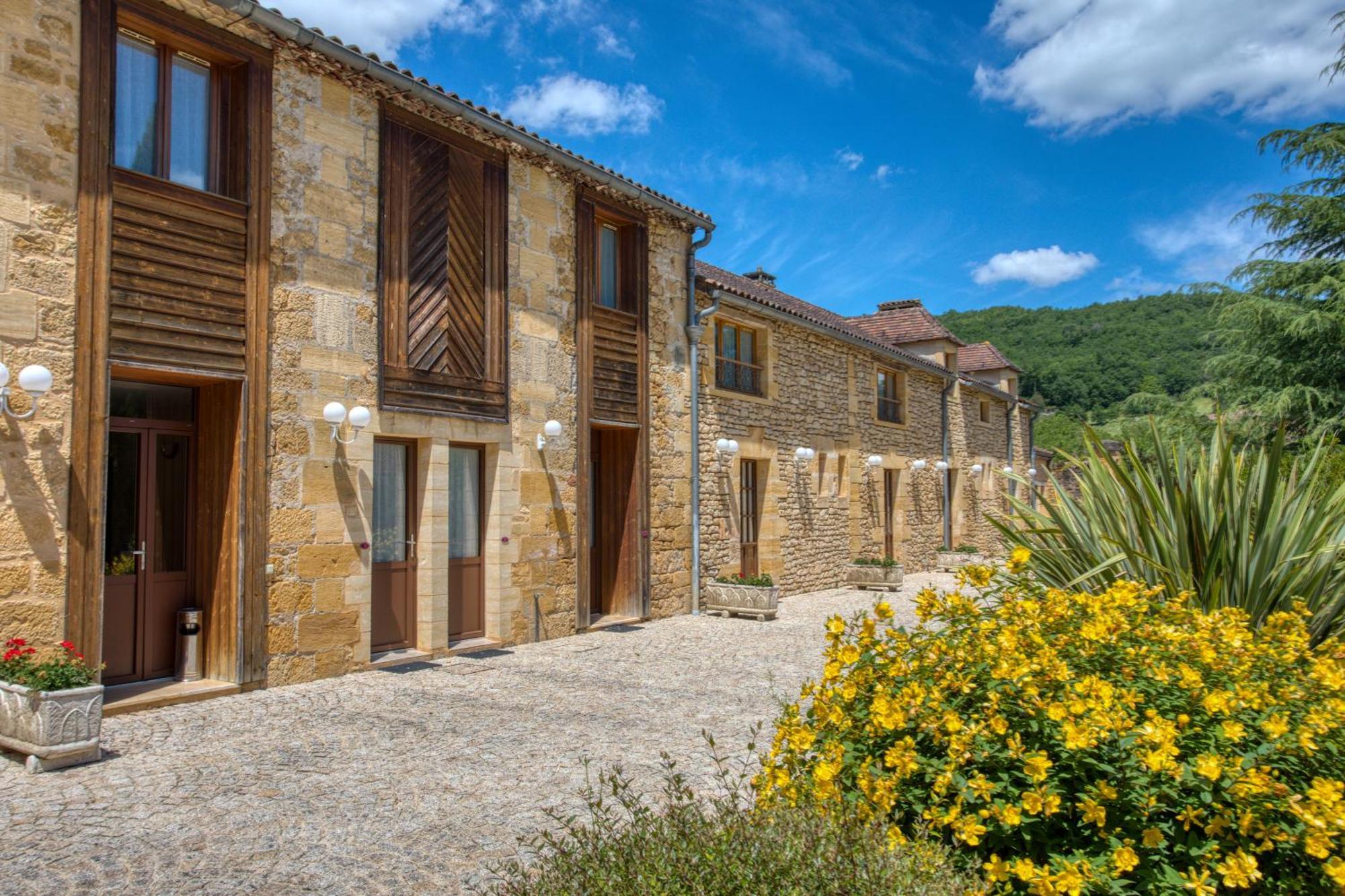 Domaine De Monrecour - Hotel & Restaurant - Proche De Sarlat Saint-Vincent-de-Cosse Exterior photo