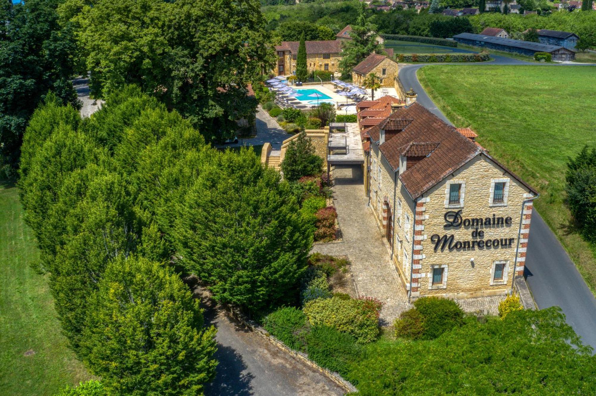 Domaine De Monrecour - Hotel & Restaurant - Proche De Sarlat Saint-Vincent-de-Cosse Exterior photo